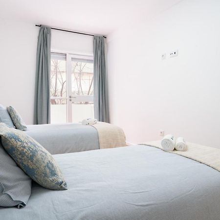 Host Wise - Spacious Fresh Flat W Terrace - Near Sea 에스피뇨 외부 사진