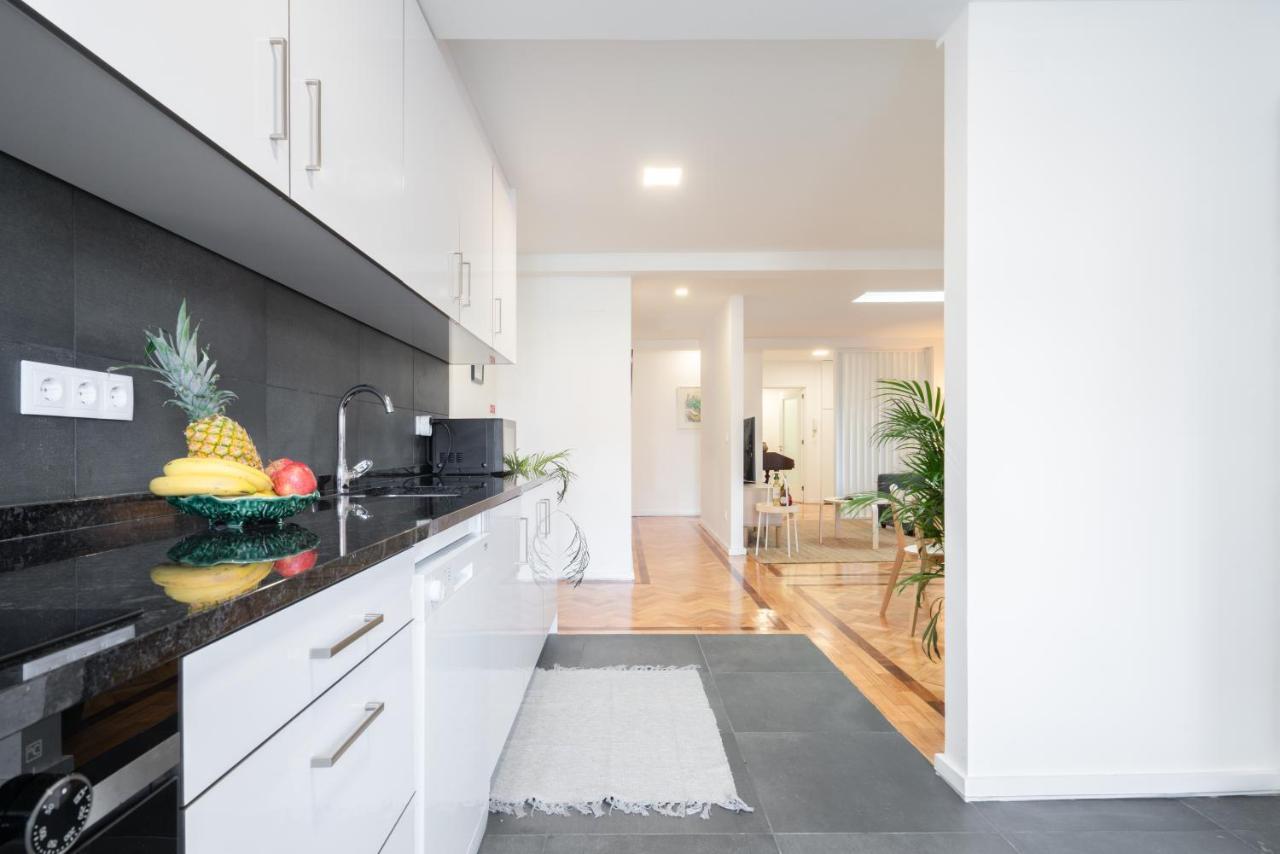 Host Wise - Spacious Fresh Flat W Terrace - Near Sea 에스피뇨 외부 사진