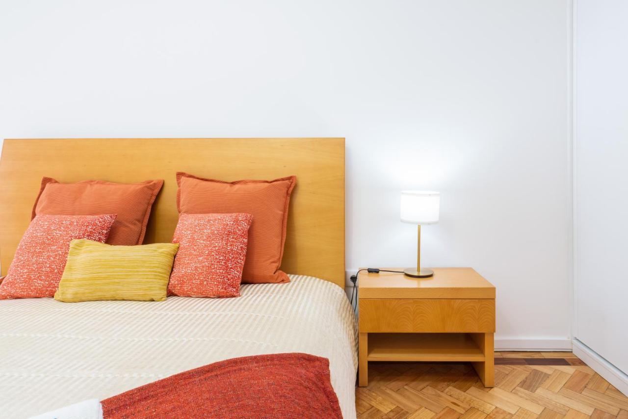 Host Wise - Spacious Fresh Flat W Terrace - Near Sea 에스피뇨 외부 사진
