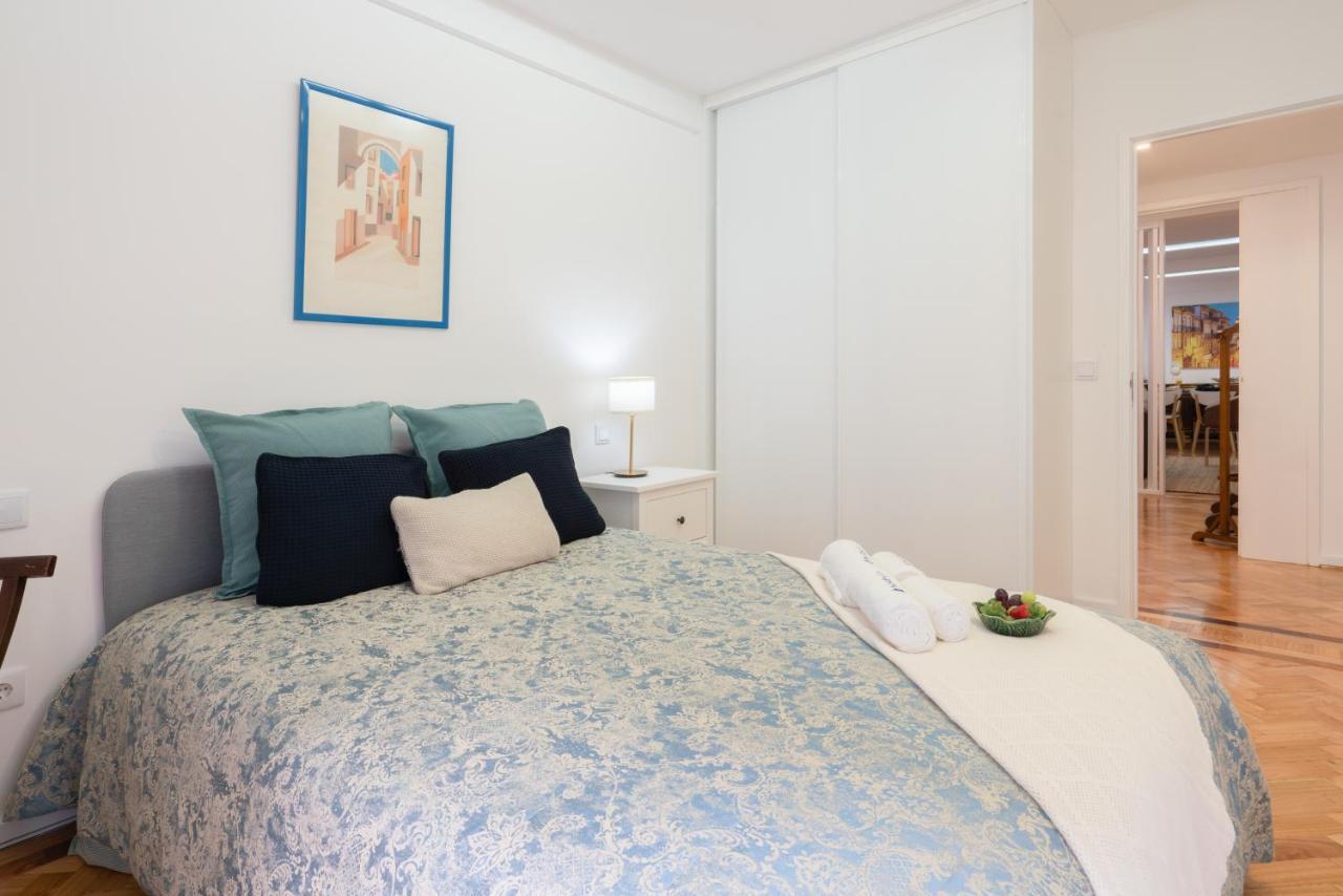 Host Wise - Spacious Fresh Flat W Terrace - Near Sea 에스피뇨 외부 사진